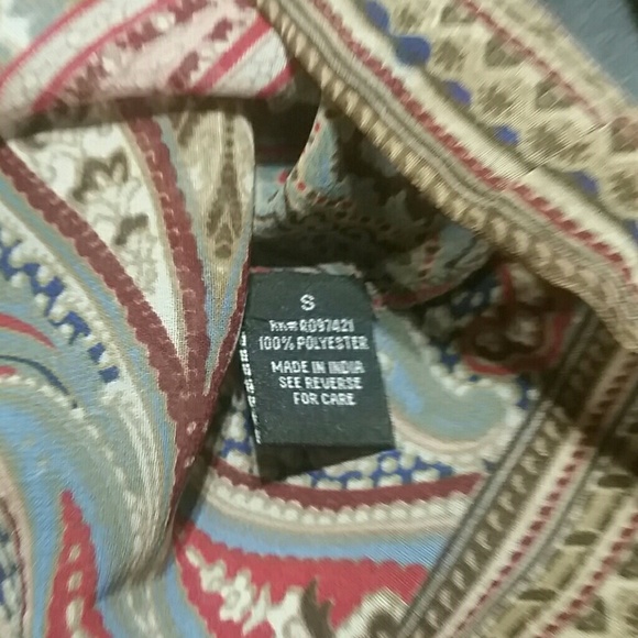 2 Alloy Blouses - Picture 4 of 4